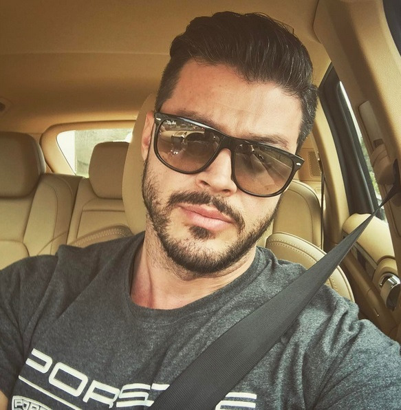 Victor Slav i-a oferit câteva imagini Biancăi cu noua ei maşină