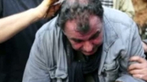 VIDEO Jurnalist al postului TV ABC, amenintat cu decapitarea de sustinatorii lui Mubarak