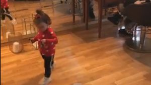 Uite ce mare a crescut fetiţa Biancăi Drăguşanu! Micuţa Sofia face senzaţie pe reţelele de socializare