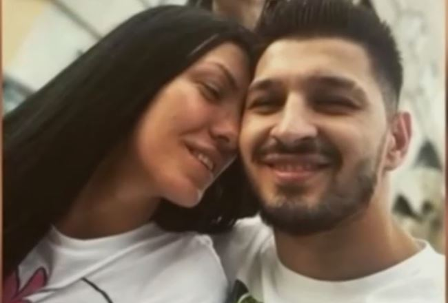 Imagini de la înmormântarea Anei Maria Vasiliu. Cum arăta sicriul după ce a fost scos din biserică