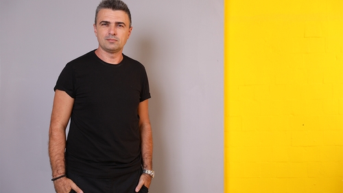 Dramă în familia lui Cornel Ilie! Solistul trupei Vunk și-a pierdut unul dintre părinți. „Tata a plecat într-un alt univers”