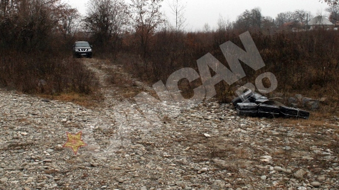 INGENIOS! Contrabandisti imbracati in costume de scafandru, opriti lcu focuri de arma