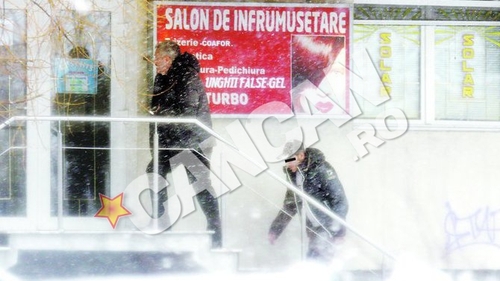 Nici gerul nu-l poate opri pe Sile Camataru sa fie in forma. A mers la un salon de infrumusetare
