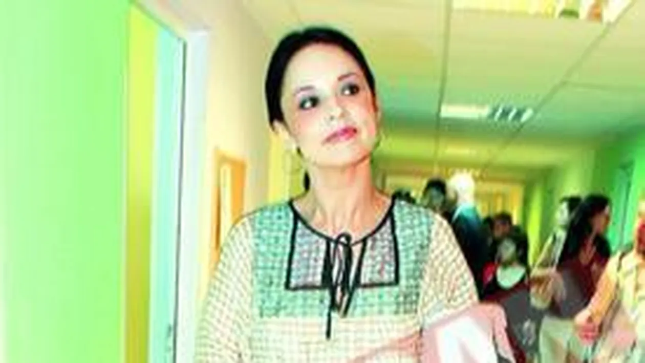 Andreea Marin se pregateste sa-l viziteze pe Papa Benedict