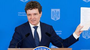 Declarația de avere a lui Nicușor Dan a suferit modificări. Președintele României are mai mulți bani, mai puține credite și datorii