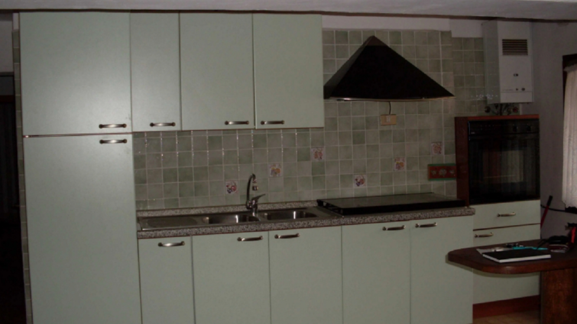 Orașul din România în care un apartament cu 2 camere costă doar 10.000 de euro. Mai ieftin decât un loc de parcare în București