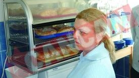 Elev, la urgenta dupa ce a mancat un sandvici de la chioscul scolii