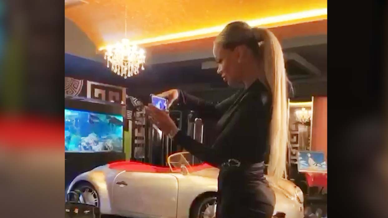 O parte din imaginile care au provocat scandalul dintre Alex Bodi și Bianca Drăgușanu