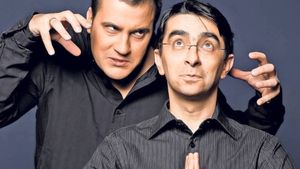 Am aflat motivul pentru care Huidu și Găinușă nu-și mai vorbesc. Nevestele lor…