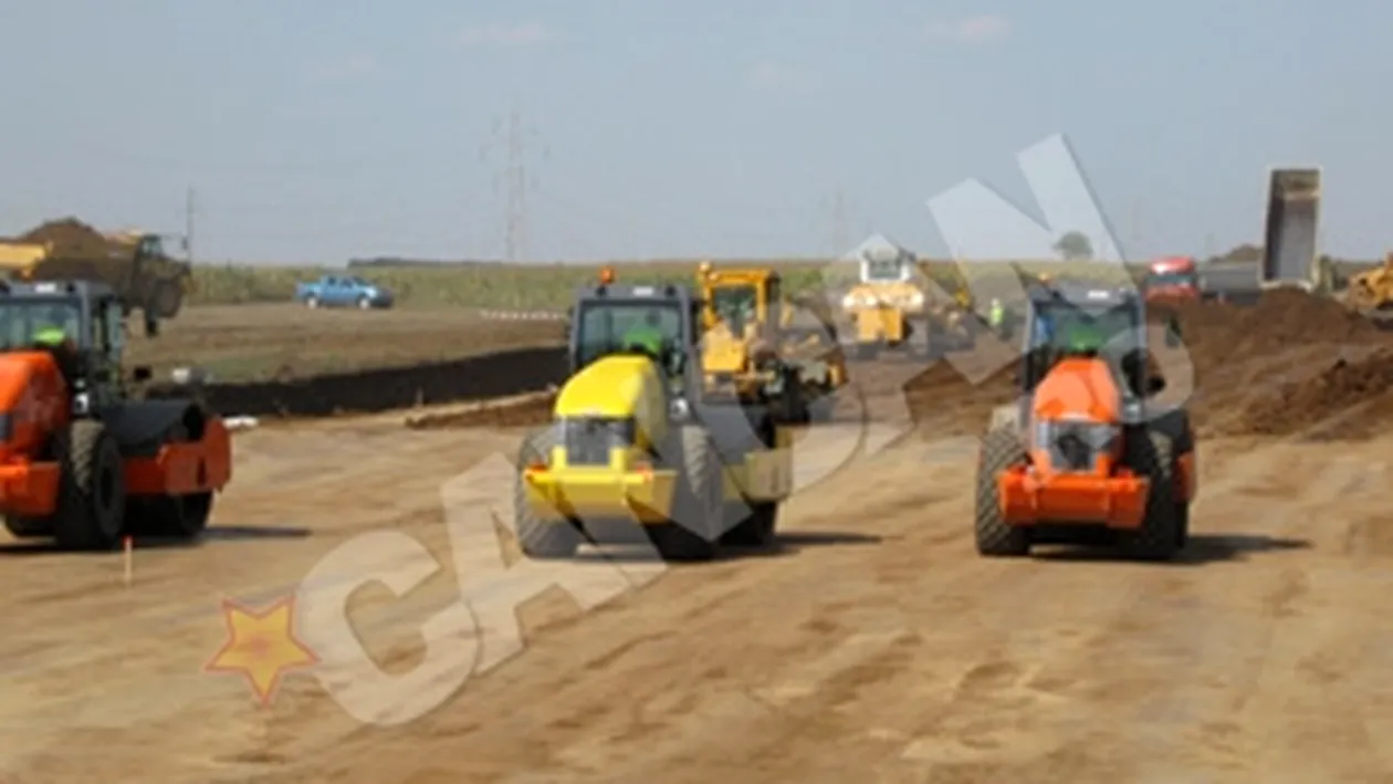 Autostrada Nadlac-Arad a muscat din tarlalele cu porumb!