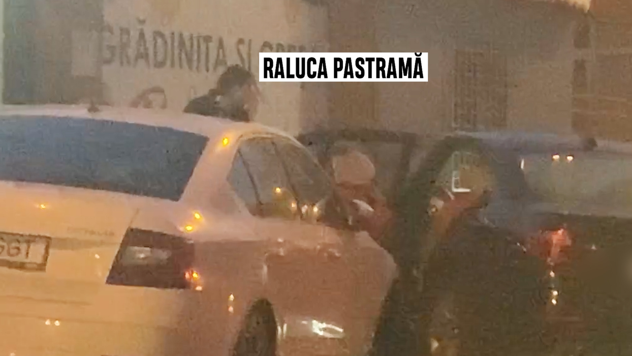 Raluca nu mai merge cu Porsche-ul