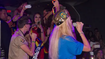 Secretul din spatele succesului! Alexandra Stan e afacere de familie! Cine e mereu alături de ea şi de ce