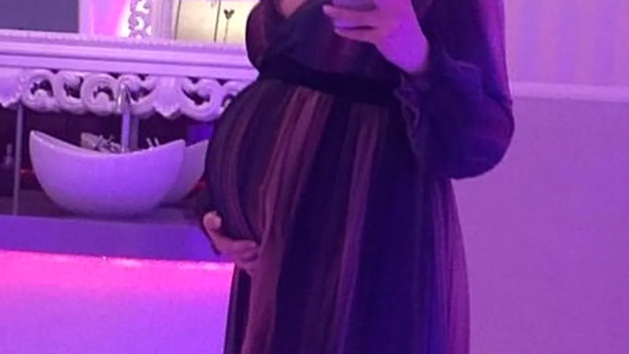 Şi-a ascuns sarcina timp de 8 luni! Ştirista mult iubită a dat vestea cea mare: ”Burta de gravidă: 35 de săptămâni”