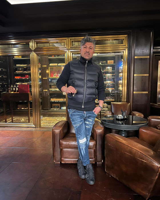 Acest bărbat a câștigat 10 milioane de euro la loto/ Sursa foto: Facebook