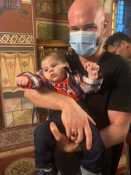 Mihai Bendeac, gest impresionant! A botezat copilul unui concurent de la iUmor. „Dacă m-ar fi întrebat cineva acum un an dacă aș face așa ceva, sigur aș fi spus că nu”