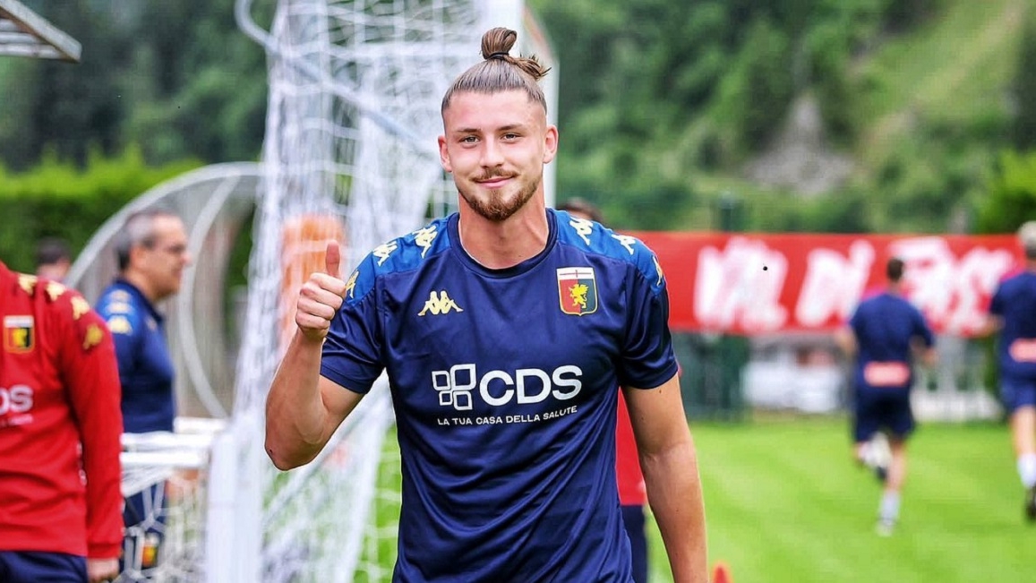 Vis îndeplinit pentru Radu Drăgușin! Colosul din Premier League a pus banii pe masa lui Genoa