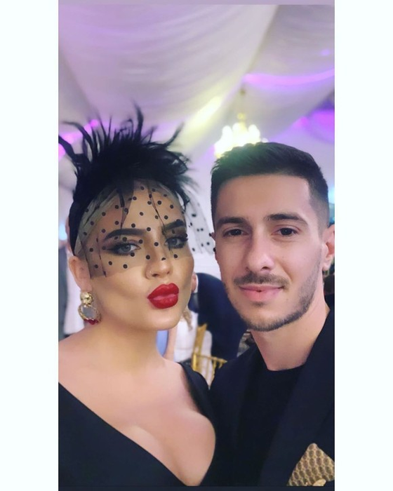 Adela Tecuceanu și iubitul ei. Sursa foto: Facebook