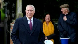 Autorul unei cărți despre viața fostului prinț Andrew rupe tăcerea după arestarea fratelui Regelui Charles. „Au fost atâtea momente care ar fi trebuit să fie un semnal de alarmă”