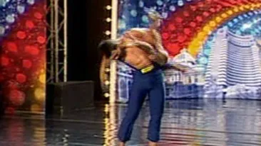 VIDEO Doi frati au ajuns, din strada, direct pe scena la Romanii au talent! Uite cum au dat gata pe toata lumea cu acrobatiile lor!