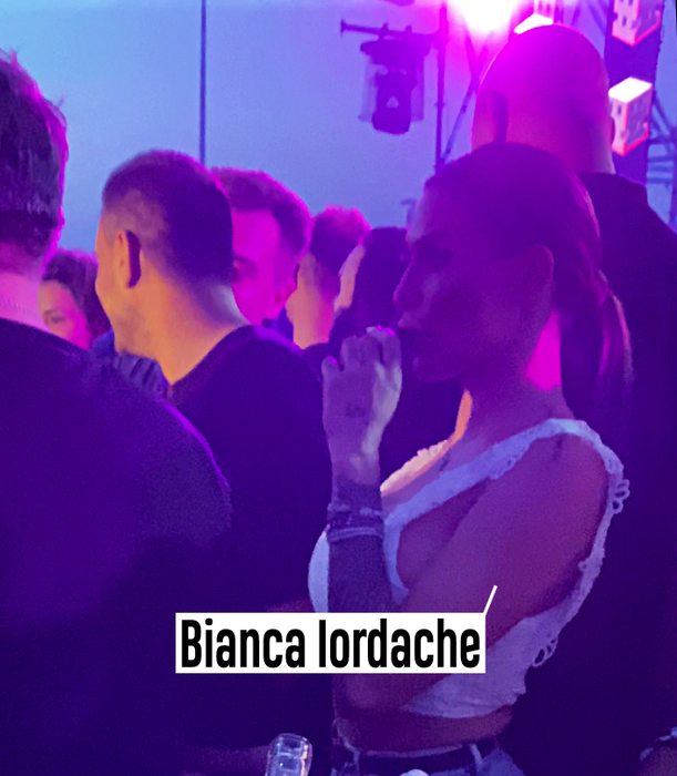 Bianca Iordache a impresionat cu bustul generos