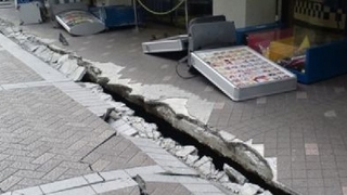 Japonia s-a deplasat  cu 2,4 metri in urma cutremurului de 8,9 grade!