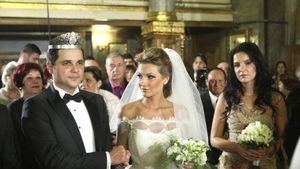 Cine este soţia lui Cove! „N-a fost dragoste la prima vedere”
