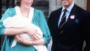 Cât de mult semăna cu Kate! Uite cum arăta Printesa Diana in ziua in care l-a născut pe William! Fotografie de colectie