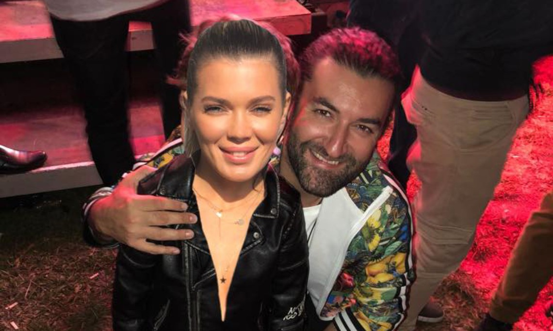 Unde nu ar putea merge vreodată Gina Pistol împreună cu Smiley. “Este comod și nu s-ar aventura!”