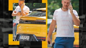 Călin Donca a ieșit cu Lambo la plimbare, dar ce avea în picioare? Luxul e lux, dar confortul e sfânt!