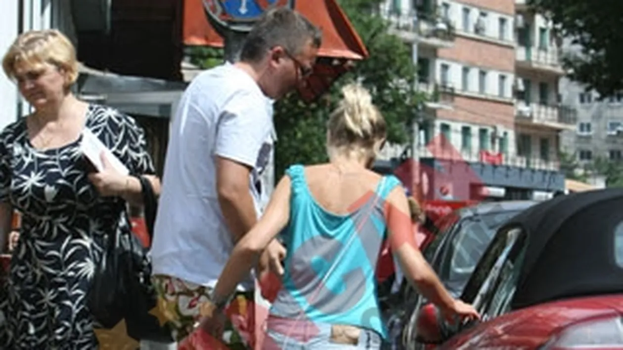 Florin de la Hi-Q a lasat-o pe iubita lui sa se dea jos in balta