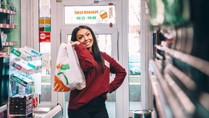 S-a spus că e însărcinată, iar acum lucrurile sunt clare! Cum a fost fotografiată Andreea Mantea în prima zi de Paște