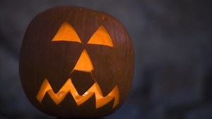 Halloween de România. Ce sărbătoare asemănătoare au românii