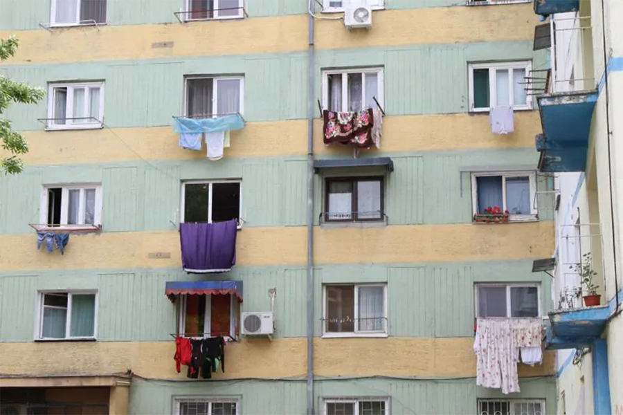 Amenzi pentru acești proprietari cu balcon