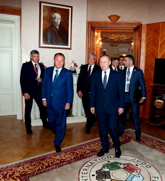Vladimir Putin l-a vizitat pe Marius Vizer la Budapesta: „Aţi adus judo-ul la cel mai înalt nivel”