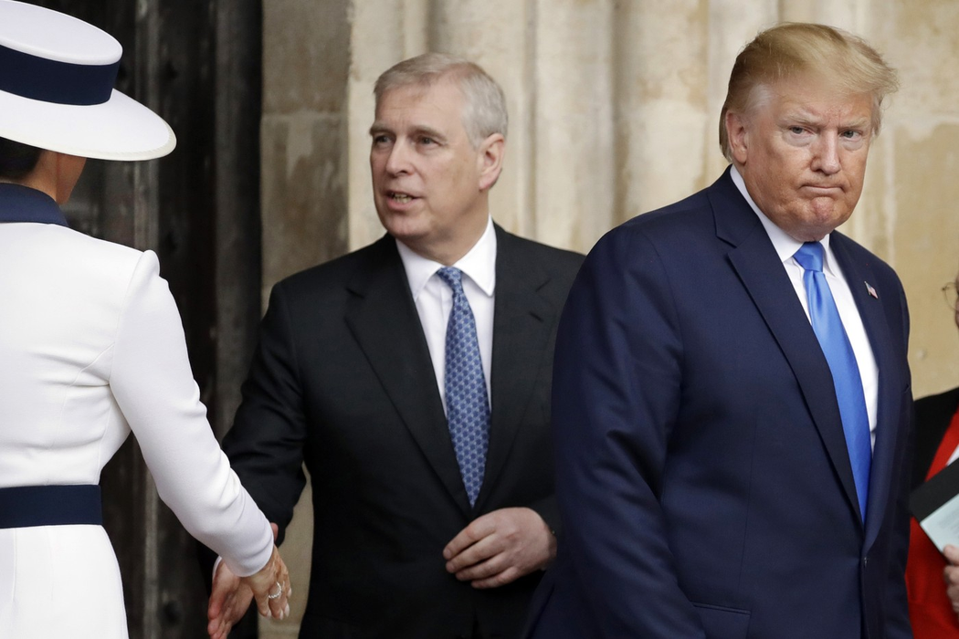 Donald Trump, Melania Trump si Printul Andrew la Westminster Abbey la Londra, in 2019. Foto: Profimedia