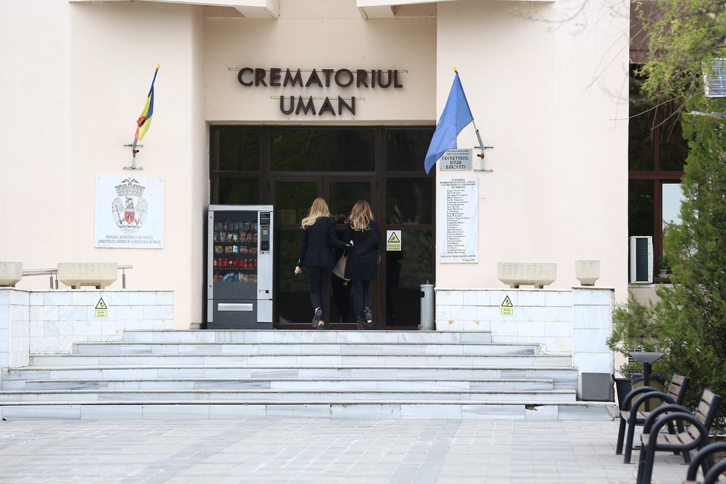 Scene cutremurătoare la Crematoriul Uman, unde e incinerată Zina Dumitrescu