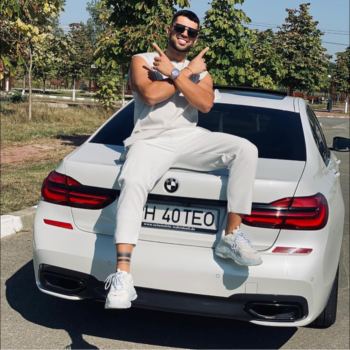 Cum arăta Teo Cosmin de la Insula iubirii 2025 pe vremea când nu avea fațete sau mușchi. Fanii Antena 1 nu l-ar fi recunoscut
