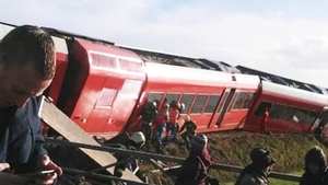 Tragedie feroviară în Olanda! Un tren şi un camion s-au izbit, iar mai multe persoane au fost rănite