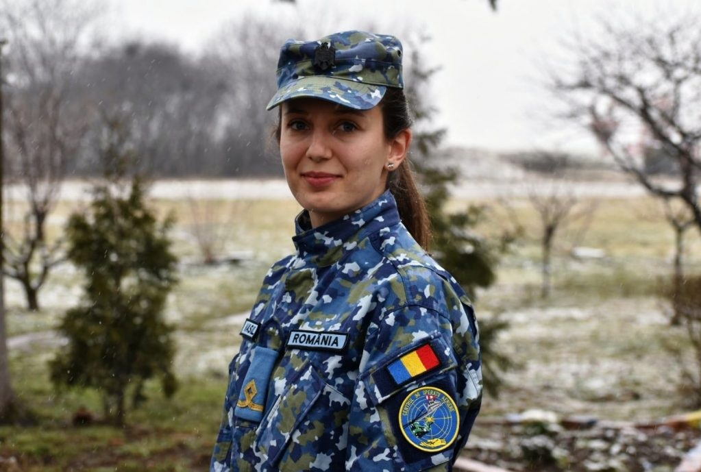 Elena Vasiliu are un rol extrem de important în reușita misiunilor aeriene