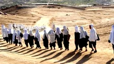 Talibanii, suspectati de otravirea a zeci de eleve in nordul Afganistanului