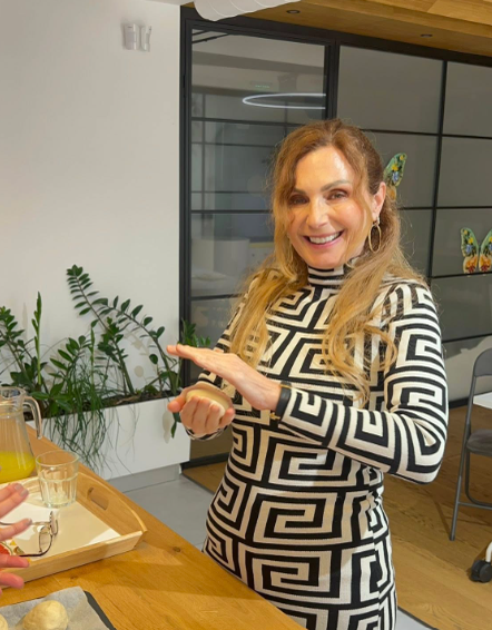 Cu ce se ocupă acum Luana Mitran, prima soție a lui Cabral Ibacka. Cum arată la 59 de ani