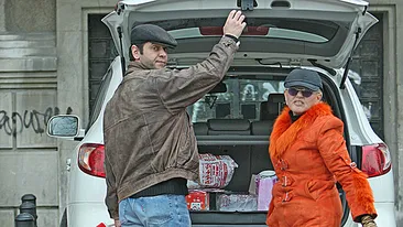 Cum să împarţi nimic la doi! Adevărul despre averea pe care ”boieroaica” Israela o partajează cu Liviu!