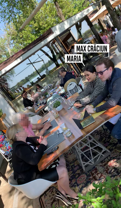 Max și Maria au petrecut o după-amiază agreabilă la restaurant