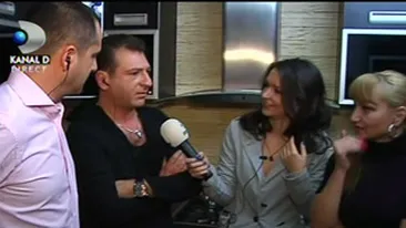 VIDEO Madalin Ionescu si Florin Axinte, impreuna cu sotiile si copii, au inceput din aceasta seara sa sarbatoreasca Craciunul la nasul lor acasa, Christian Sabbagh