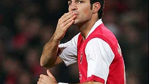 In sfarsit s-au inteles! Fabregas va semna cu Barcelona!
