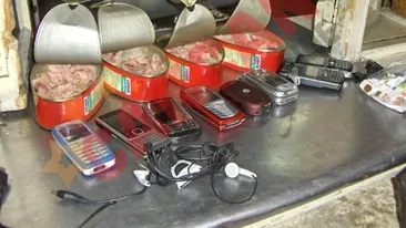 Conform statisticilor din 2009, trei telefoane mobile din patru ajung la detinutii din penitenciare