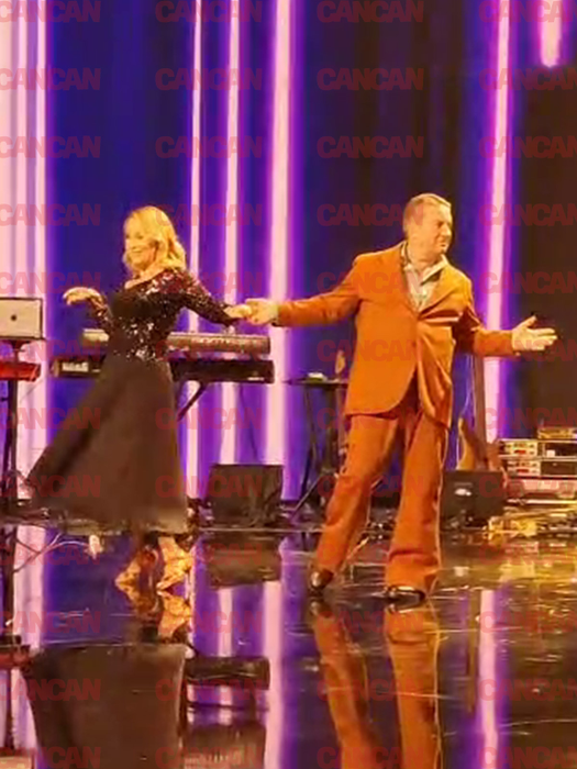 Andreea Esca dansează alături de Pavel Bartoș