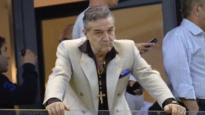 Gigi Becali amenință cu retragerea din fotbal! Asta l-a scos din sărite: ”Sunt amărât!”