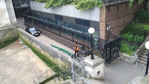 Alertă teroristă la Londra, după găsirea unei maşini suspecte în apropiere de o staţie de metrou