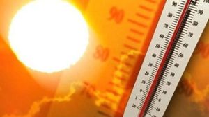 Avertizare de caniculă! Un val de aer tropical din Africa se abate asupra României. Ce sfaturi au medicii
